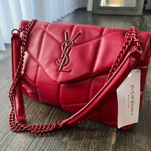 New never used just I usually don’t wear that color.